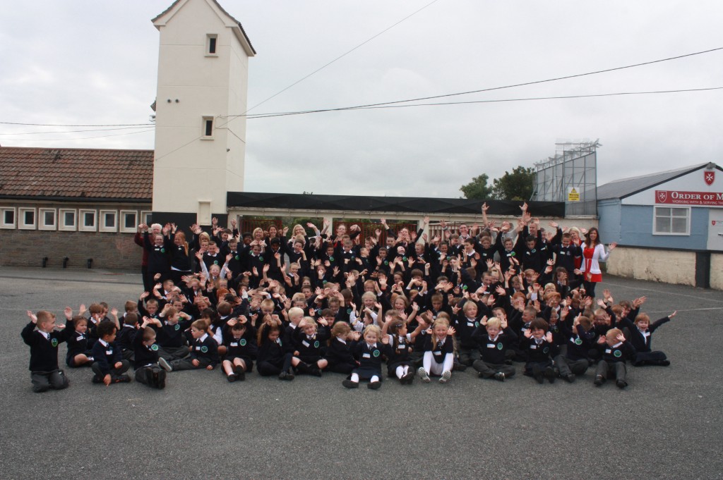 The 2014-2015 line-up, with over 60 new pupils, including infants and girls!